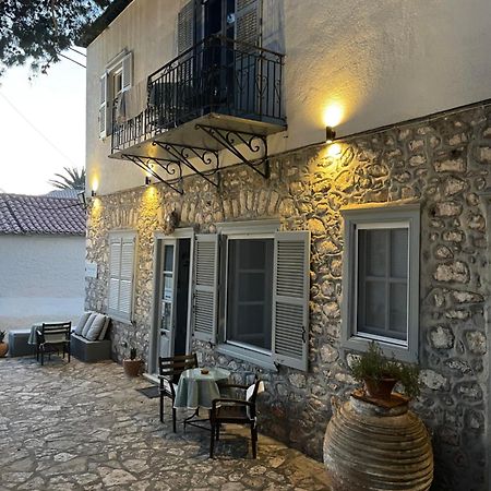 Piteoussa Rooms Hydra  Exterior photo
