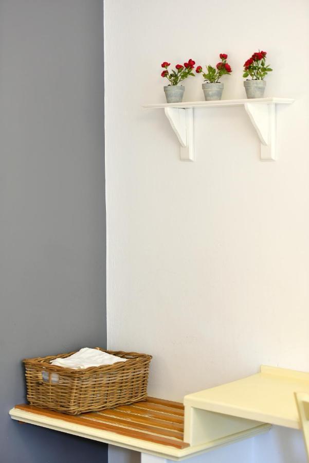 Piteoussa Rooms Hydra  Exterior photo