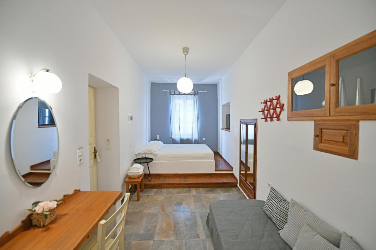 Piteoussa Rooms Hydra  Exterior photo
